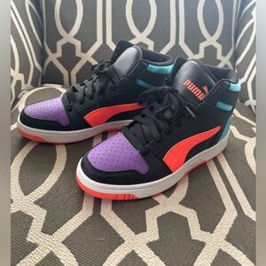 listing-status-banner